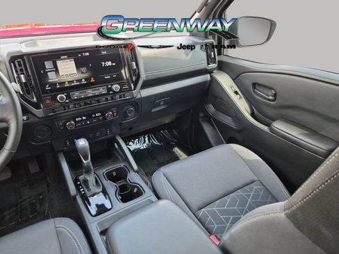 Used 2026 Nissan Frontier SV w/ SV Convenience Package RWD image 11