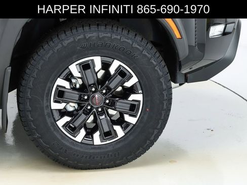 Used 2023 Nissan Frontier PRO-4X w/ Tow Package image 15