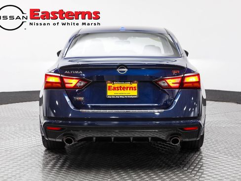 Used 2023 Nissan Altima 2.5 SR w/ SR Premium Package FWD image 6