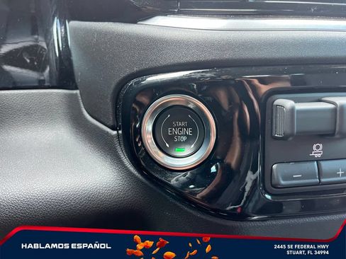 Certified 2025 GMC Sierra 1500 Elevation RWD image 29