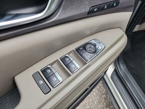 New 2026 Kia Carnival SX FWD image 15
