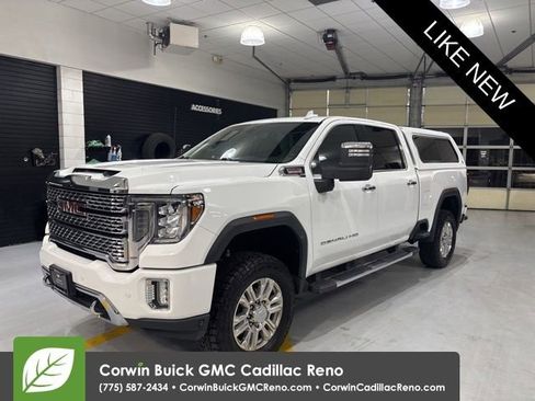 Used 2020 GMC Sierra 2500 Denali AWD/4WD image 1