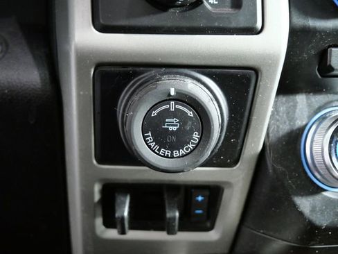 Used 2017 Ford F150 Lariat w/ Equipment Group 501A Mid AWD/4WD image 24