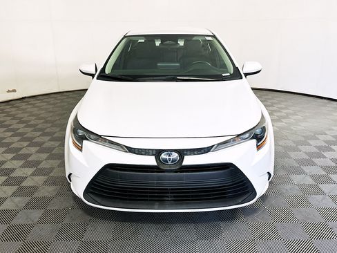 Used 2023 Toyota Corolla LE FWD image 8