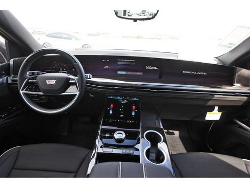 New 2026 Cadillac Escalade Luxury RWD image 9