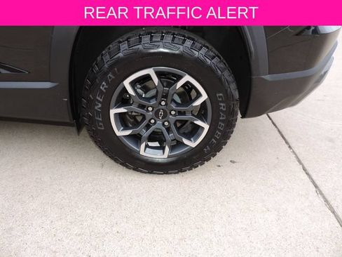Used 2026 Chevrolet Equinox ACTIV AWD/4WD image 16