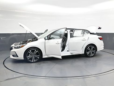 Used 2022 Nissan Sentra SR w/ SR Premium Package FWD image 48