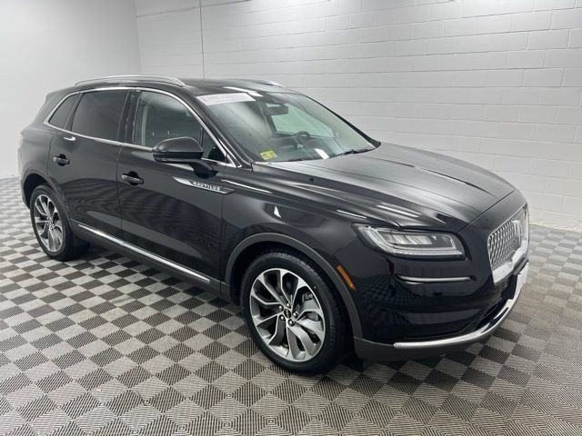 Certified 2022 Lincoln Nautilus Reserve AWD/4WD image 4