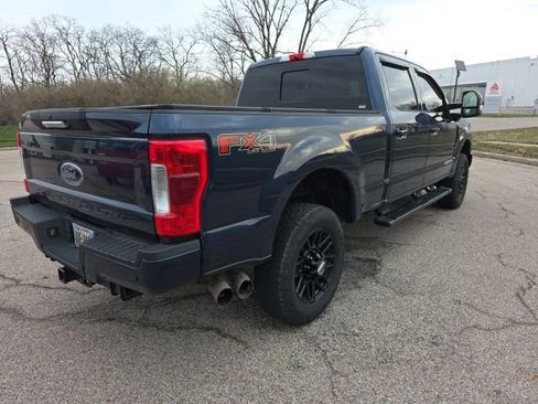 Used 2019 Ford F250 Lariat image 2