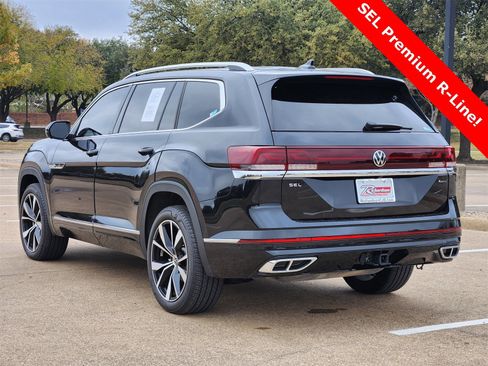 Used 2025 Volkswagen Atlas SEL Premium R-Line image 4