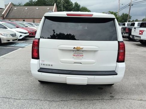 Used 2016 Chevrolet Tahoe LT w/ Luxury Package AWD/4WD image 4