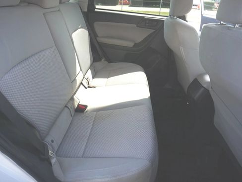 Used 2017 Subaru Forester 2.5i Premium AWD/4WD image 18