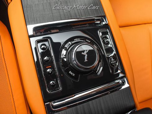 Used 2023 Rolls-Royce Cullinan image 19