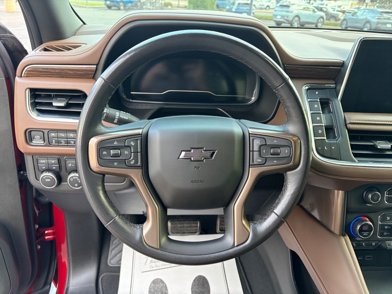 Used 2023 Chevrolet Tahoe High Country w/ Premium Package 2 AWD/4WD image 9