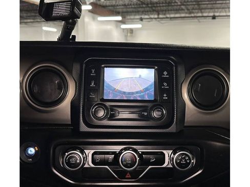 Used 2020 Jeep Wrangler Unlimited Sport S image 28