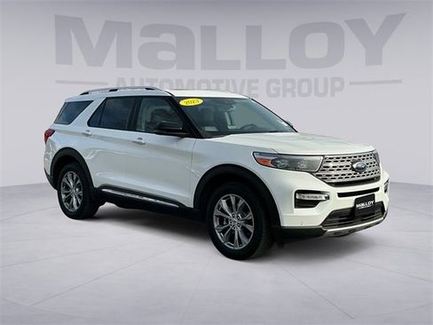 Certified 2023 Ford Explorer Limited w/ Limited Technology Package image 7