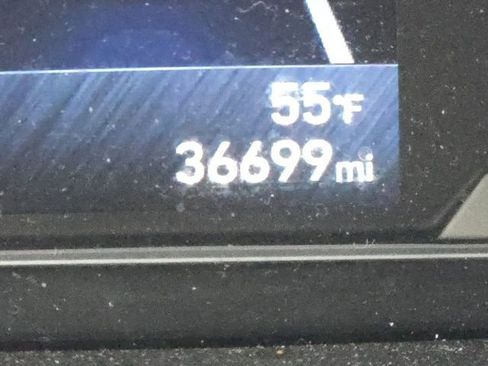 Used 2023 Hyundai Santa Cruz SEL image 2