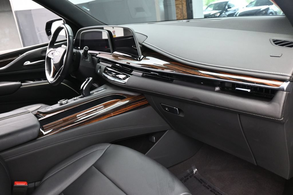 Used 2023 Cadillac Escalade Luxury RWD image 54