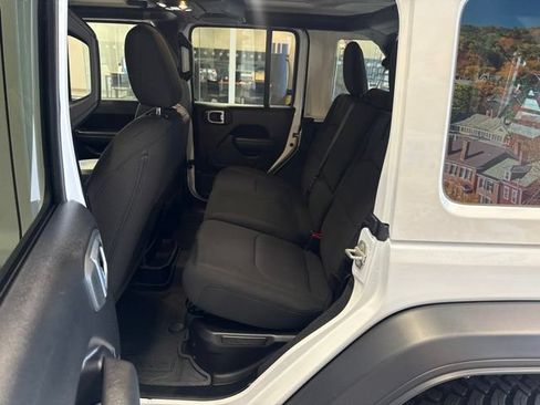 Used 2023 Jeep Wrangler Unlimited w/ Cold Weather Group AWD/4WD image 39