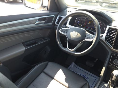 Used 2023 Volkswagen Atlas Cross Sport SE AWD/4WD image 26
