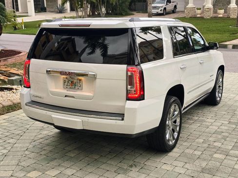 Used 2015 GMC Yukon Denali w/ Premium Package image 38