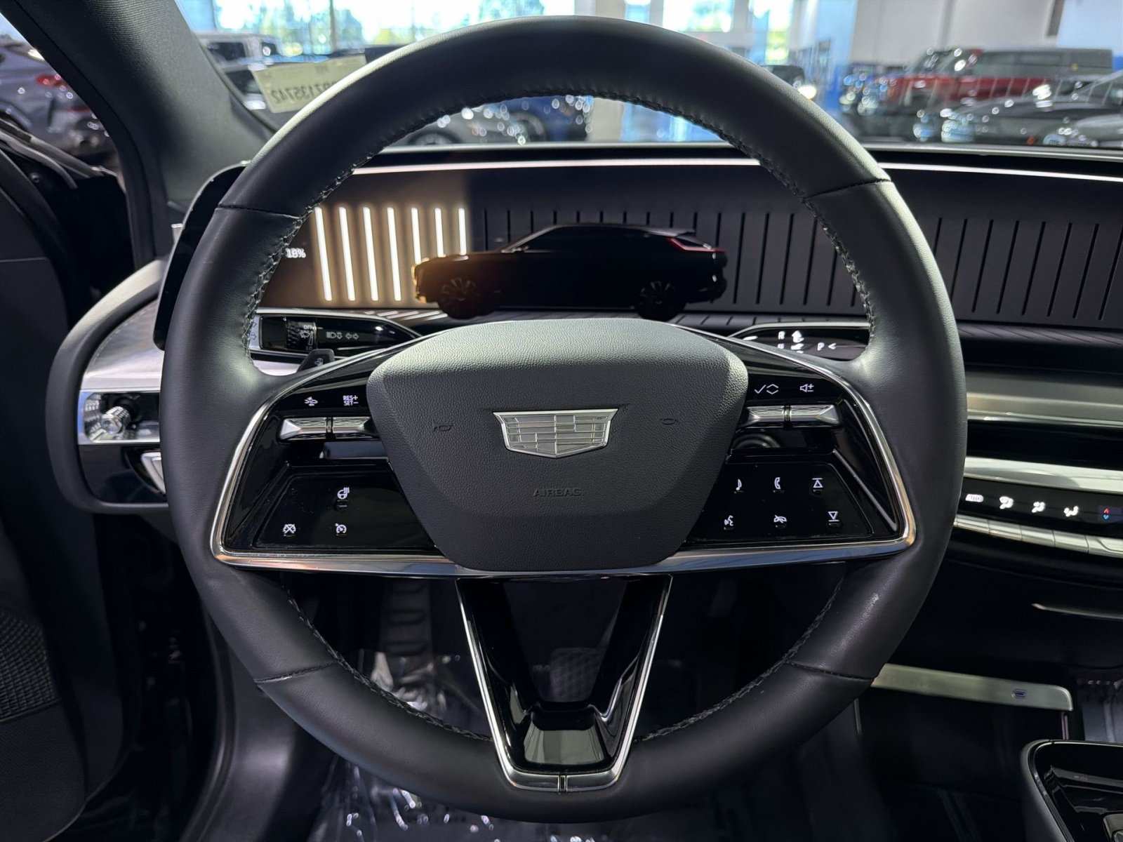 Used 2024 Cadillac Lyriq Luxury AWD/4WD image 23