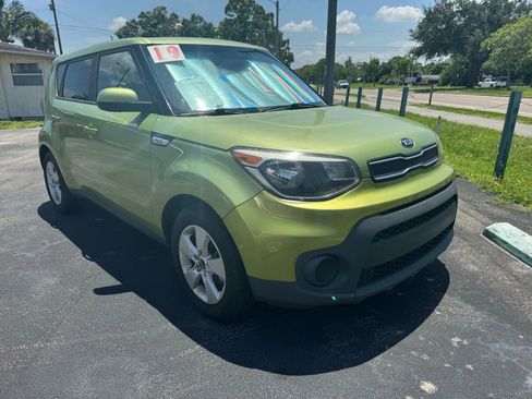 Used 2019 Kia Soul image 1