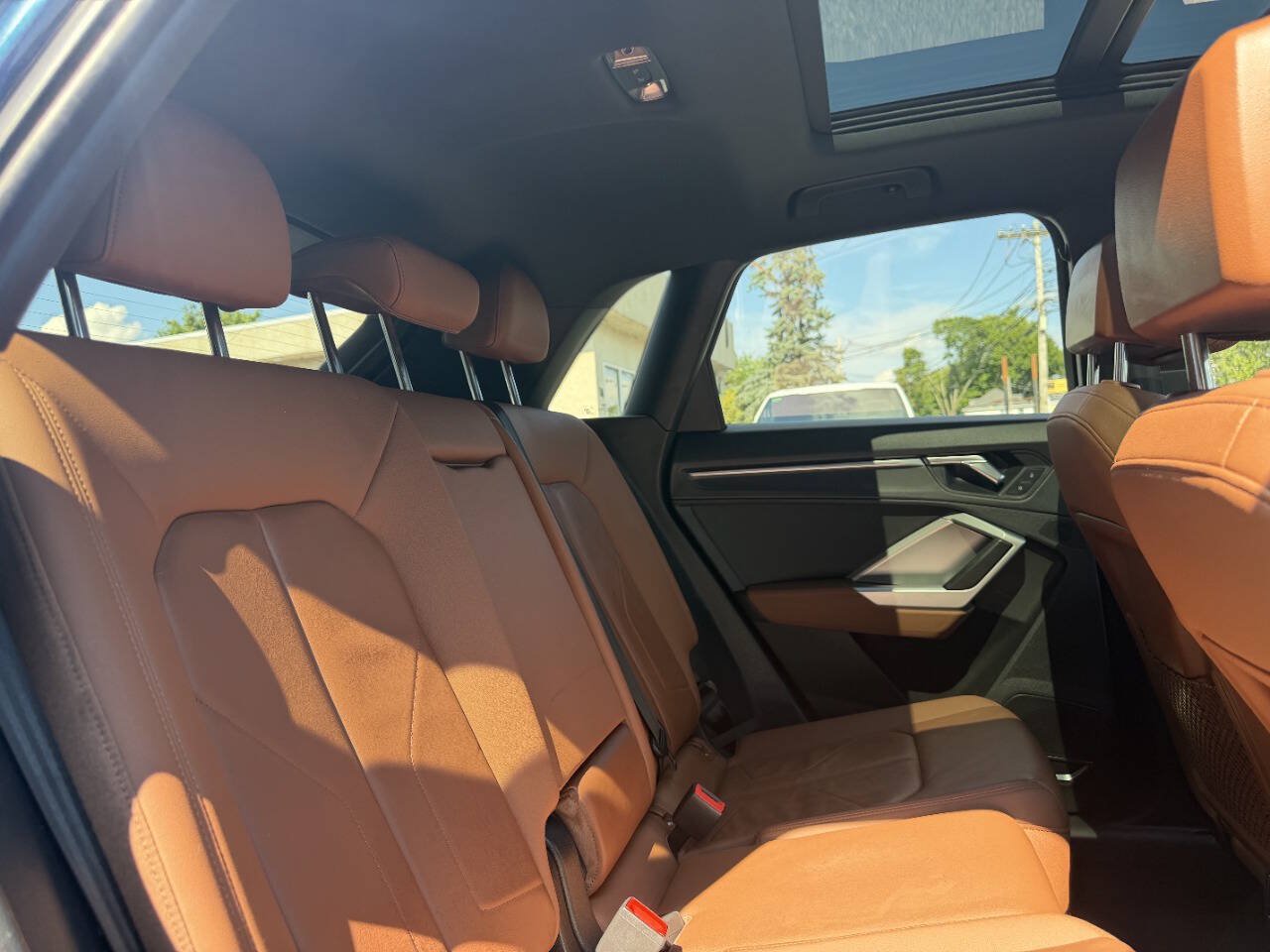 Used 2019 Audi Q3 2.0T Premium Plus w/ Premium Plus Package AWD/4WD image 27