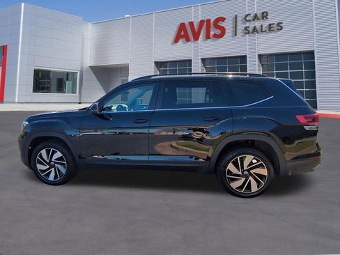 Used 2025 Volkswagen Atlas SE image 10