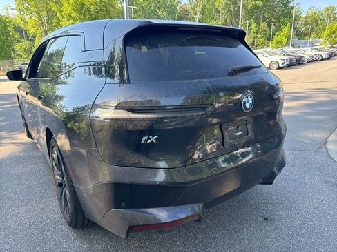 Used 2023 BMW iX xDrive50 w/ Premium Package image 7