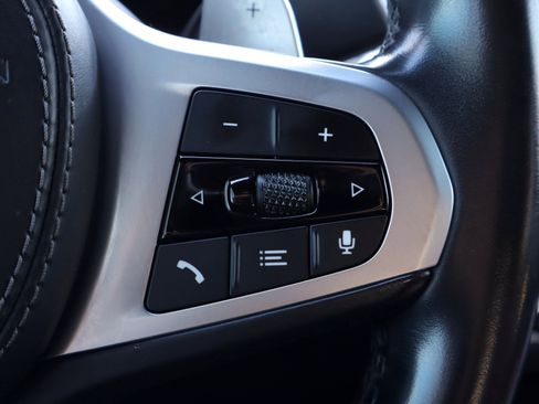 Used 2022 BMW X6 M50i w/ Executive Package image 18