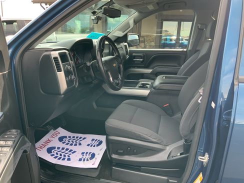 Used 2018 Chevrolet Silverado 1500 LT w/ Trailering Package AWD/4WD image 9