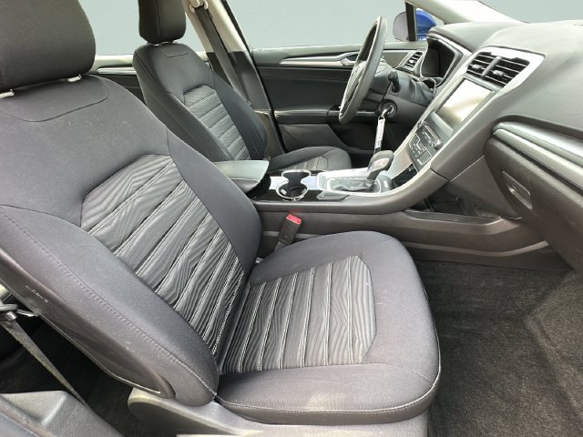 Used 2016 Ford Fusion SE FWD image 20