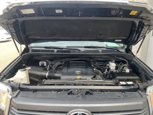 Used 2014 Toyota Tundra SR5 w/ SR5 Upgrade Package image 47