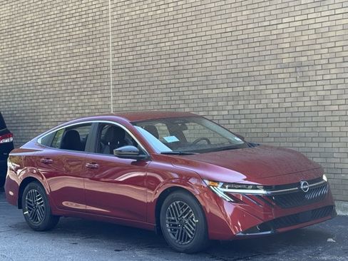 New 2027 Nissan Sentra SV w/ Floor Mat Package FWD image 4