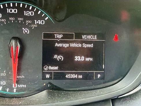 Used 2020 Chevrolet Trax LT w/ LT Convenience Package FWD image 15