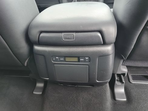 Used 2023 Nissan Armada SL w/ Captain's Chairs Package AWD/4WD image 23