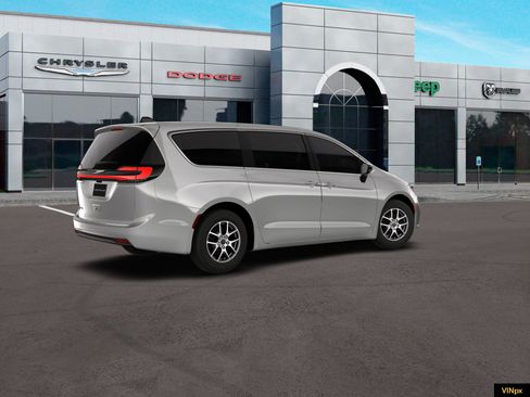 New 2026 Chrysler Pacifica Select image 7