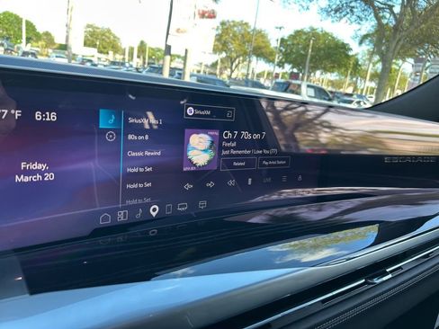 Used 2026 Cadillac Escalade Sport image 7