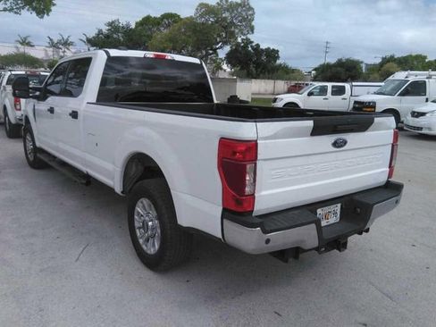 Used 2022 Ford F350 XLT RWD image 3