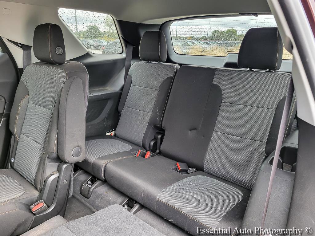 Used 2018 Chevrolet Traverse LT w/ LPO, Floor Liner Package AWD/4WD image 11