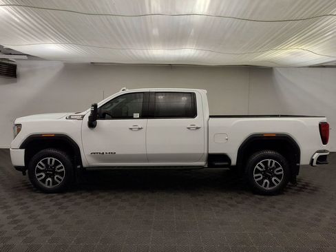 Used 2023 GMC Sierra 2500 AT4 w/ AT4 Premium Plus Package image 2