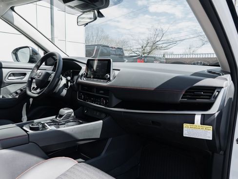 New 2026 Nissan Rogue SV image 27