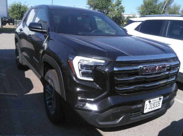 Used 2026 GMC Terrain Elevation AWD/4WD image 2
