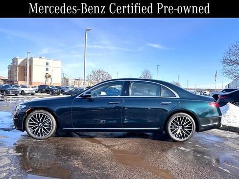 Used 2022 Mercedes-Benz S 580 4MATIC Sedan w/ 3D Technology Package image 3
