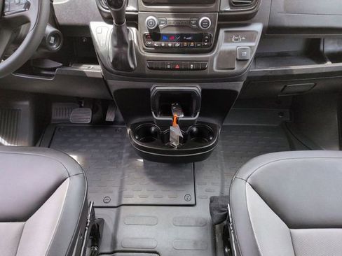 Used 2026 RAM ProMaster 2500 w/ Convenience Group FWD image 22
