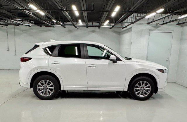 Used 2025 MAZDA CX-5 AWD 2.5 S w/ Select Package image 6
