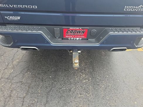 Used 2019 Chevrolet Silverado 1500 High Country w/ Safety Package II image 6