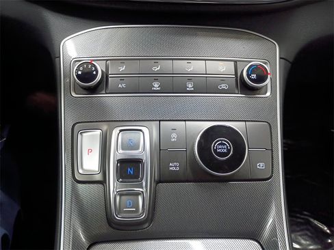 Used 2023 Hyundai Santa Fe SE image 14