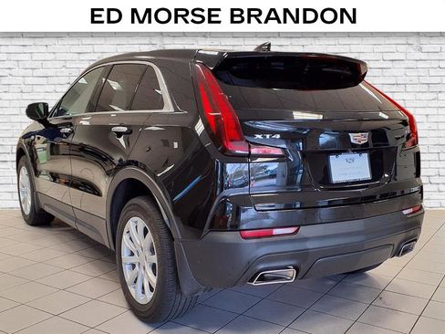 Certified 2023 Cadillac XT4 Luxury w/ Cold Weather Package image 3